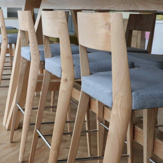https://carpenter.ferrerasconstruction.com/wp-content/uploads/2018/09/gallery_projects_11-640x640.jpg